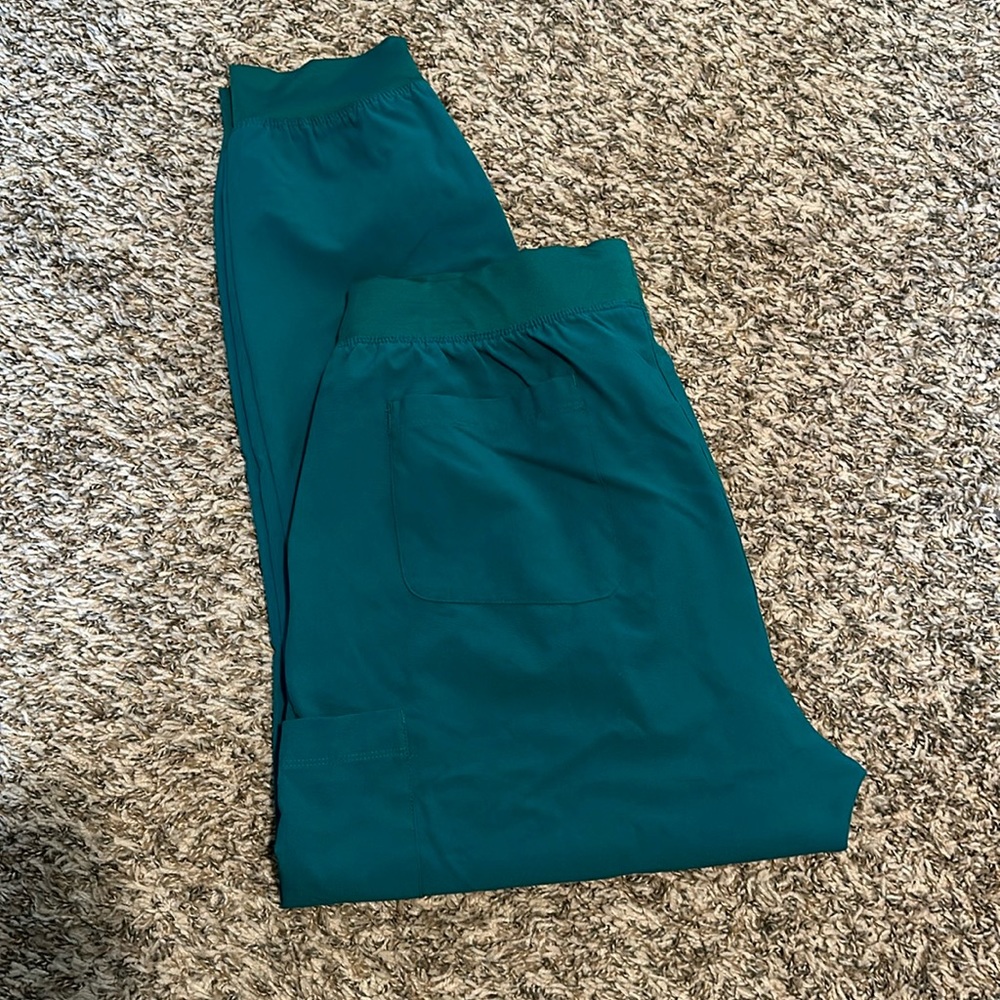 Maevn Jogger Scrub Pants- Size L